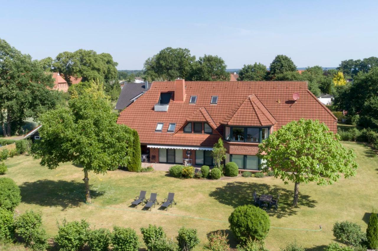 Pension Heuer Brietlingen Buitenkant foto